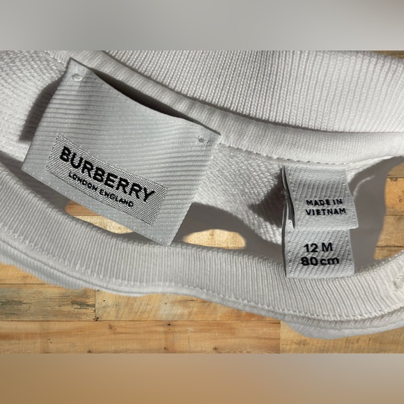EUC Burberry Pullover Sweatshirt Size 12 months - Picture 13 of 16